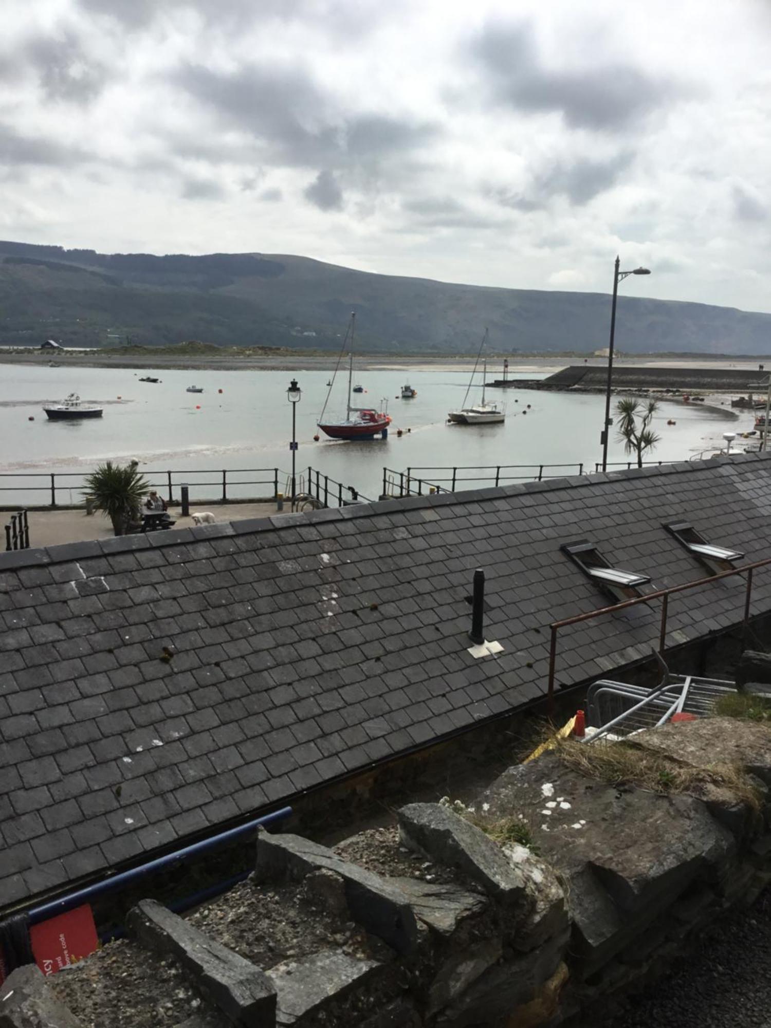 Villa Harbour House Barmouth Esterno foto